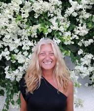 Book an Appointment with Rosana Rasera for Yoga