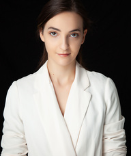 Book an Appointment with Ellie Bradshaw for Acupuncture