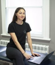 Book an Appointment with Miss Mia Gardam for Sports Massage