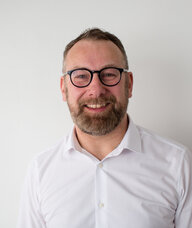 Book an Appointment with Mr Darren Stoyle for Acupuncture