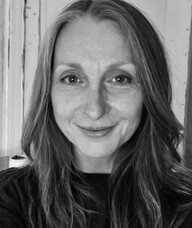 Book an Appointment with Miss Kim Stirling for Herbal Medicine