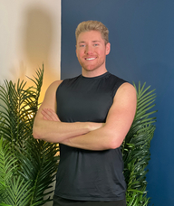 Book an Appointment with Steele Quinnell for Sports Massage
