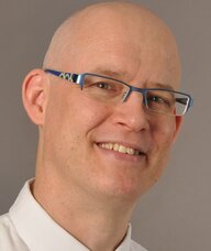 Book an Appointment with Dr Hubert van Griensven for MSK PHYSIOTHERAPY