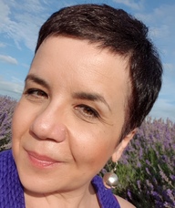 Book an Appointment with Francesca Cecchini for Reiki