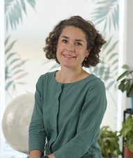 Book an Appointment with Annie Astbury for Acupuncture and Chinese Cupping