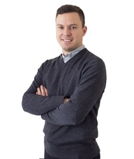 Book an Appointment with Dr Brook Pauna for Chiropractic