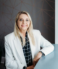 Book an Appointment with Dr Paula R for ADULT OR ADOLESCENT CBT (Cognitive Behavioural Therapy)