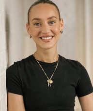 Book an Appointment with Riana McConnell for Sports Massage